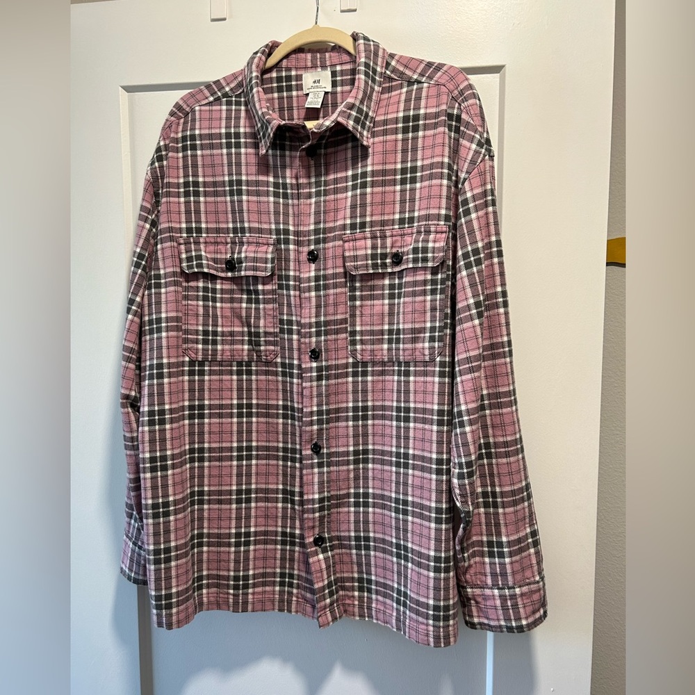 H&M men's Plaid Long Sleeve Button Front Shirt